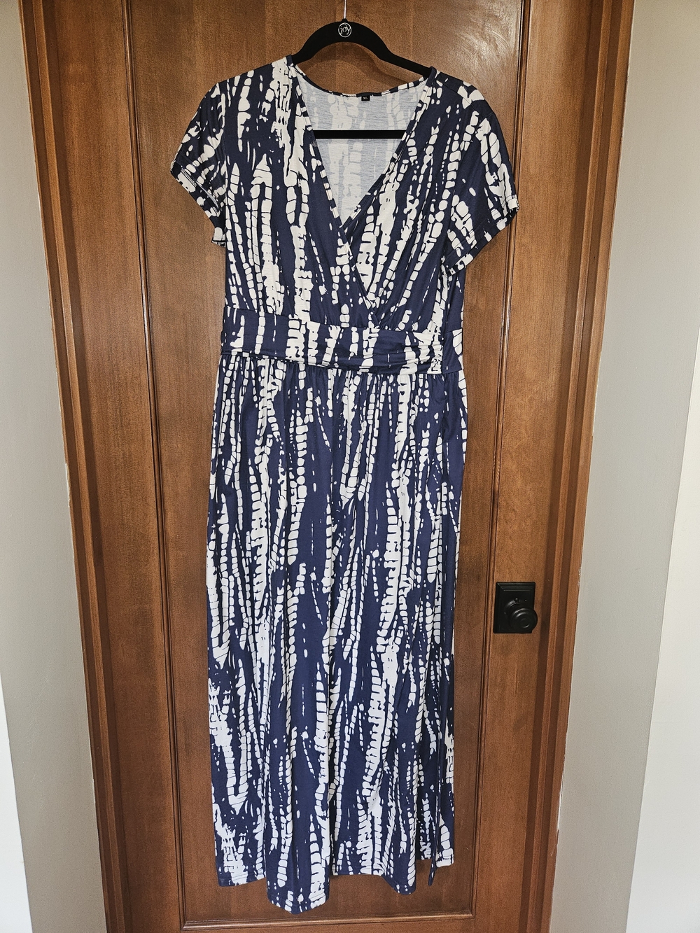 Navy and White V-Neck Short Sleeve Maxi Dress